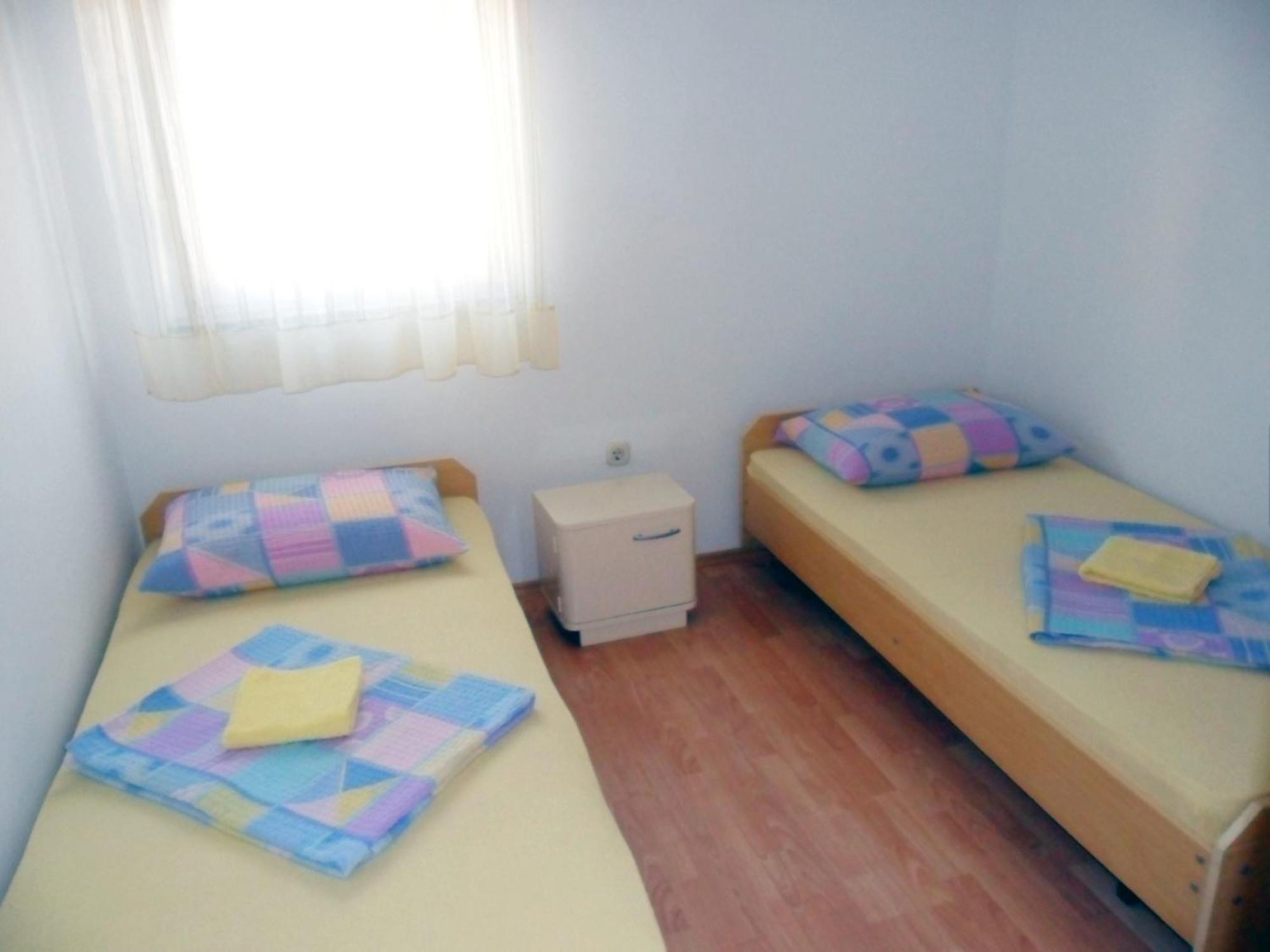 Apartments Mislav โนวาลยา ภายนอก รูปภาพ