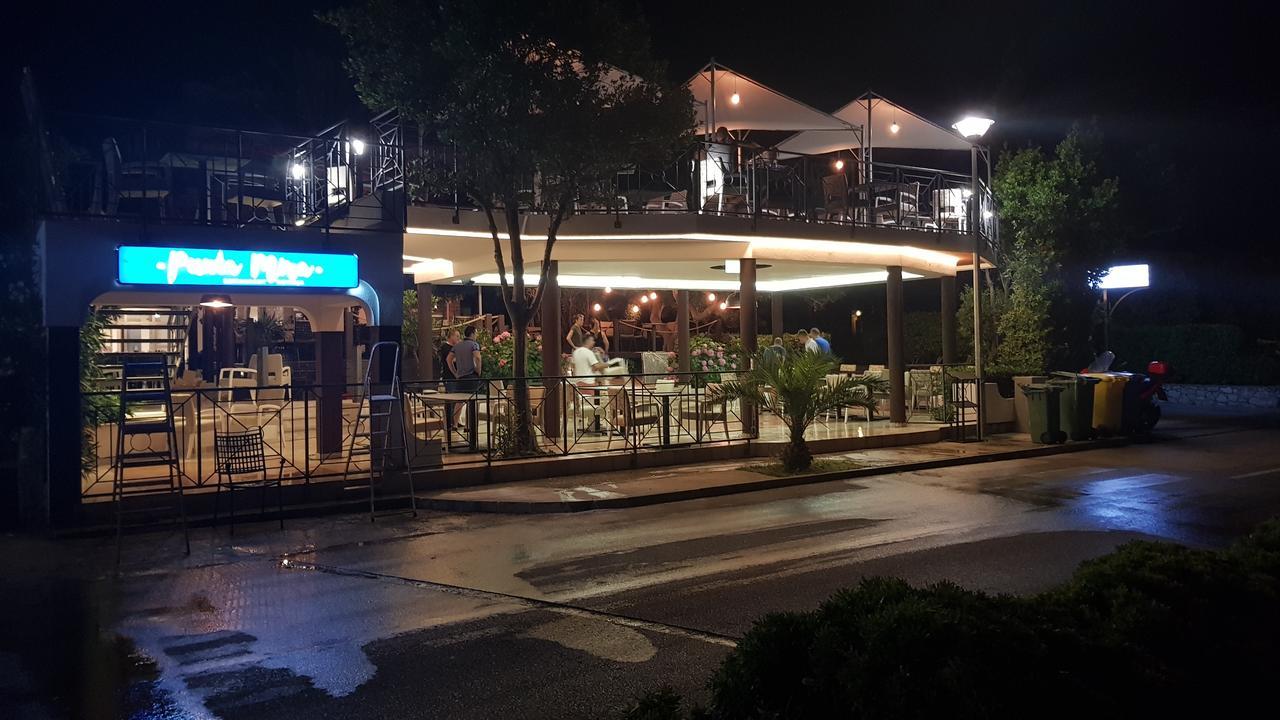 Apartments Mislav โนวาลยา ภายนอก รูปภาพ