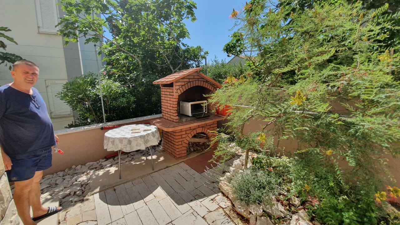 Apartments Mislav โนวาลยา ภายนอก รูปภาพ